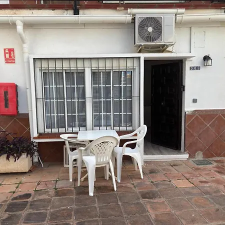 Lejlighed Carihuela Beachfront Retreat