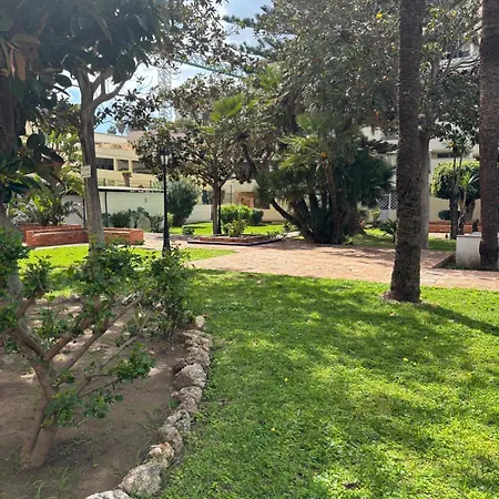 Lejlighed Carihuela Beachfront Retreat *