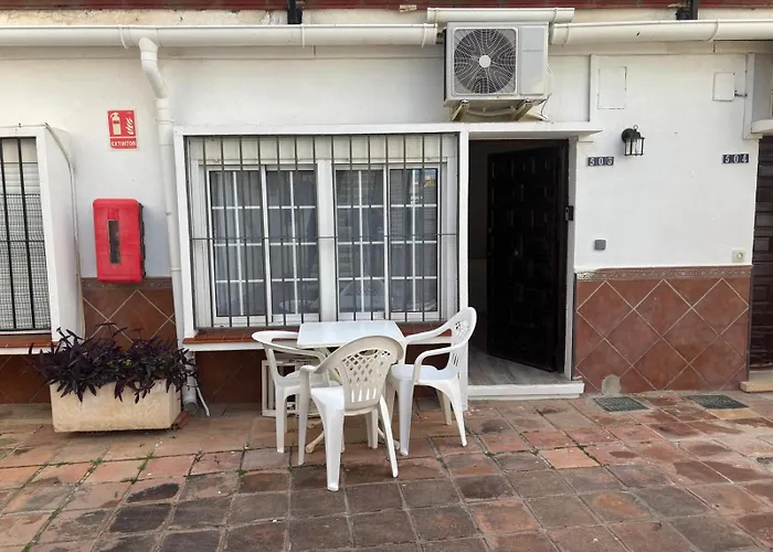 Lejlighed Carihuela Beachfront Retreat